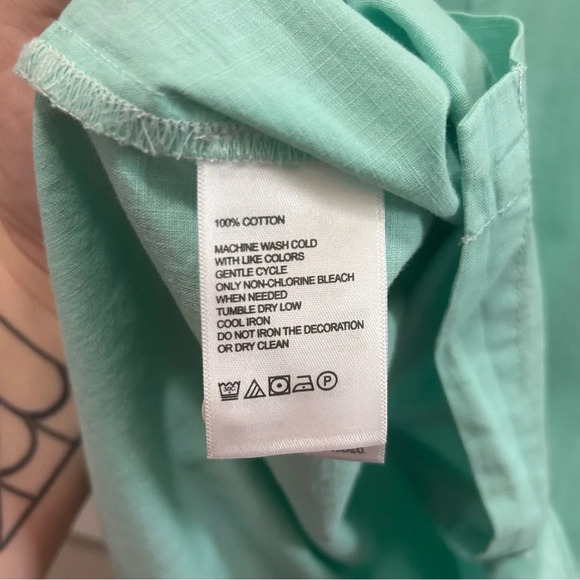 Tommy Bahama Short Sleeve Men's Button Down in Antigua Sky NWT S - Picture 6 of 6